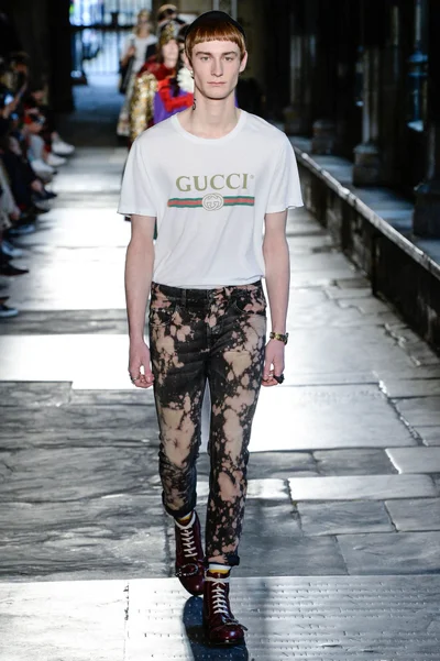 Look 43